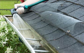 Hen Bentref Llandegfan gutter cleaning costs